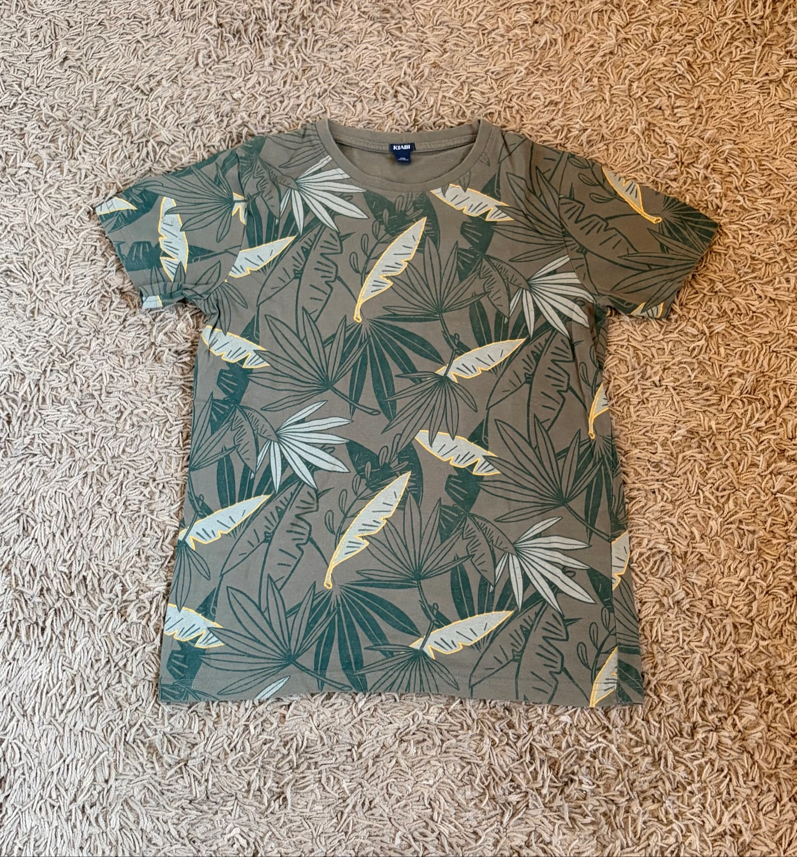 Camiseta estampado tropical 